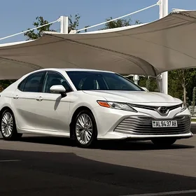 Toyota Camry 2020
