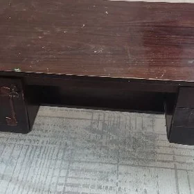 письменный стол