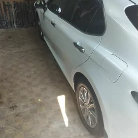 Toyota Camry Hybrid 2021
