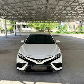 Toyota Camry 2023