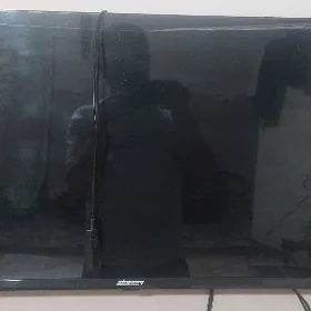 SKYWAY ANDROID 32LIK TELEWIZOR