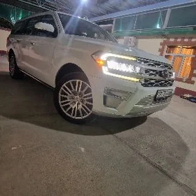 Ford Expedition 2023