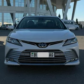 Toyota Camry 2022