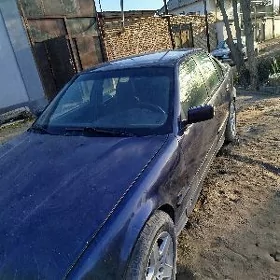 BMW 325 1992