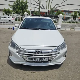 Hyundai Elantra 2020