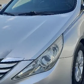 Hyundai Sonata 2010