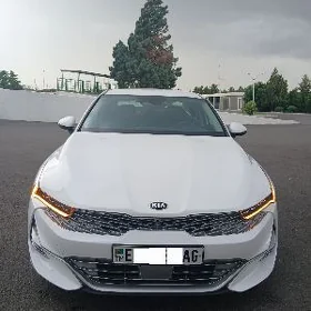 Kia K5 2022