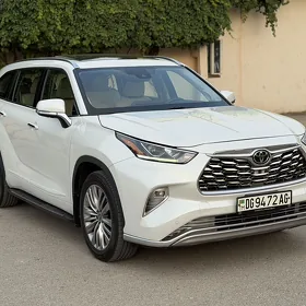 Toyota Highlander 2022
