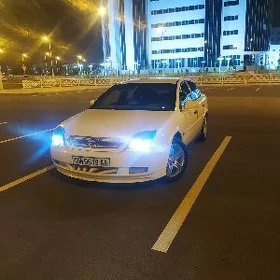 Opel Vectra 2003