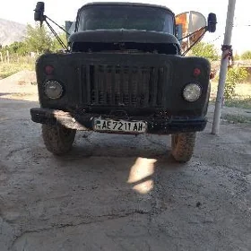 Gaz 52 1984