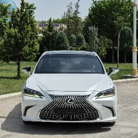 Lexus ES 350 2019