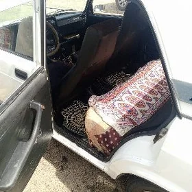 Lada 2107 1988