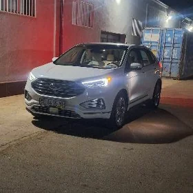 Ford Edge 2021