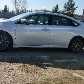 Toyota Avalon 2013