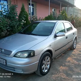 Opel Astra 2003