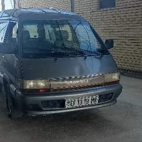 Toyota Town Ace 1990