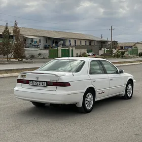 Toyota Camry 1999