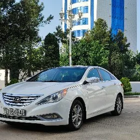 Hyundai Sonata 2012