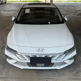 Hyundai Elantra 2025
