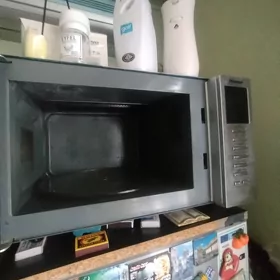 SATLYK MIKROWOLNOWKA ,HISENSE,