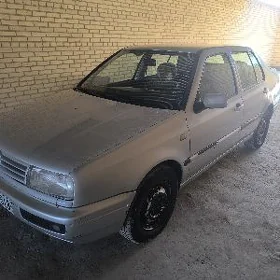 Volkswagen Vento 1993