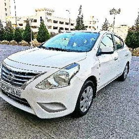 Nissan Sunny 2022