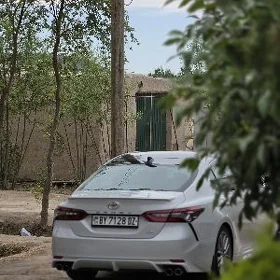 Toyota Camry 2021