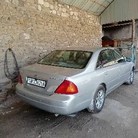 Toyota Avalon 2001