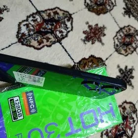 Infinix HOT30