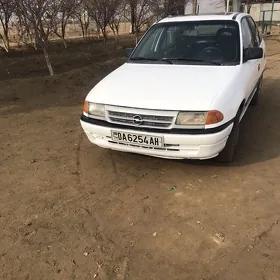 Opel Astra 1993