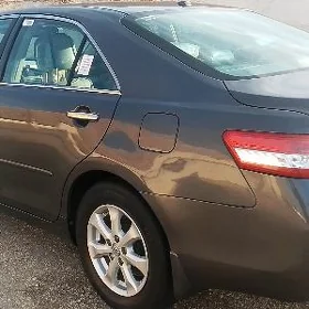 Toyota Camry 2010