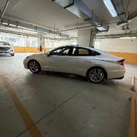 Hyundai Sonata 2021