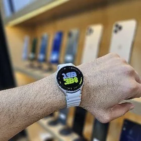 Samsung watch 7/44