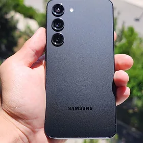 Samsung S23 8/256 2sim