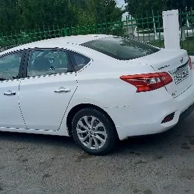 Nissan Sentra 2019