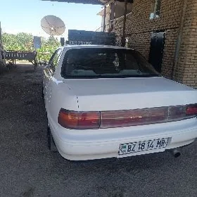 Toyota Camry 1991