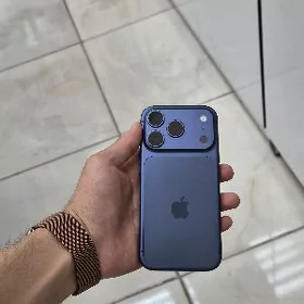 iPhone 17 Pro KREDIT