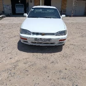Toyota Camry 1993