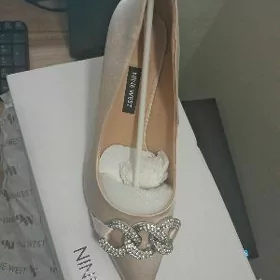 Tufli "Nine West" Tureskiy