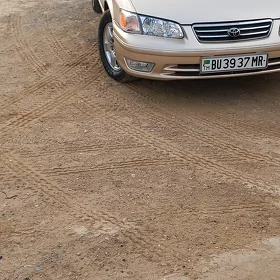 Toyota Camry 2000