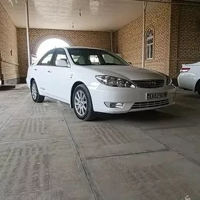 Toyota Camry 2004