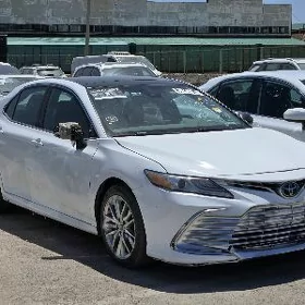 Toyota Camry 2023