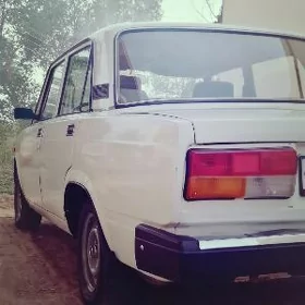 Lada 2107 2000