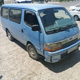 Toyota Hiace 1990