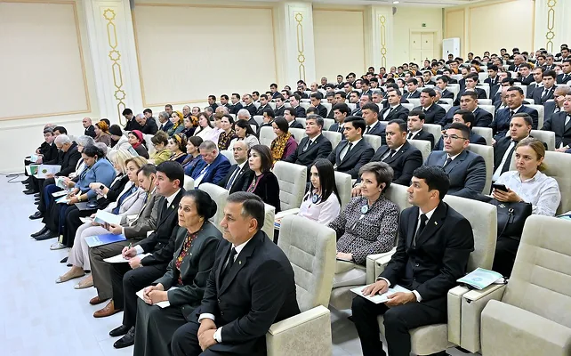 Вопросы климата и устойчивого развития обсудили на международном форуме в Ашхабаде