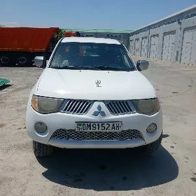 Mitsubishi L200 2007