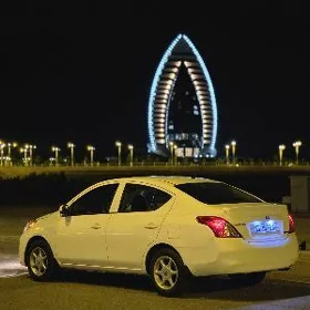 Nissan Versa 2012