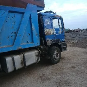 Man LE 140 2008
