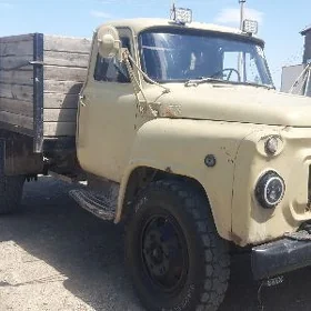 Gaz 52 1988