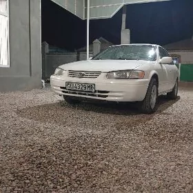 Toyota Camry 1998